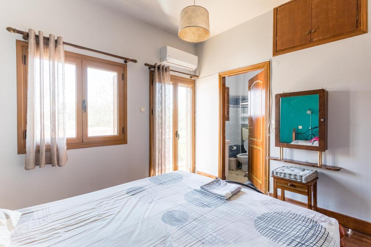 Ta-So'S Apartments Stoupa Messinias Dış mekan fotoğraf